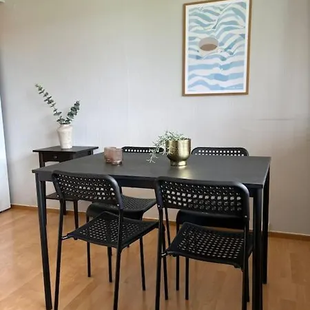 Romslig Tilbaketrukket I - Gratis Parkering