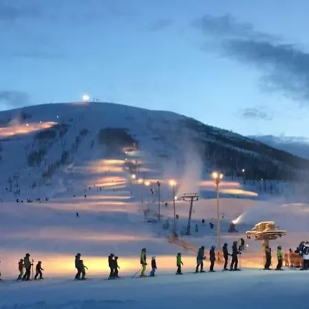 Romslig Tilbaketrukket I - Gratis Parkering 公寓